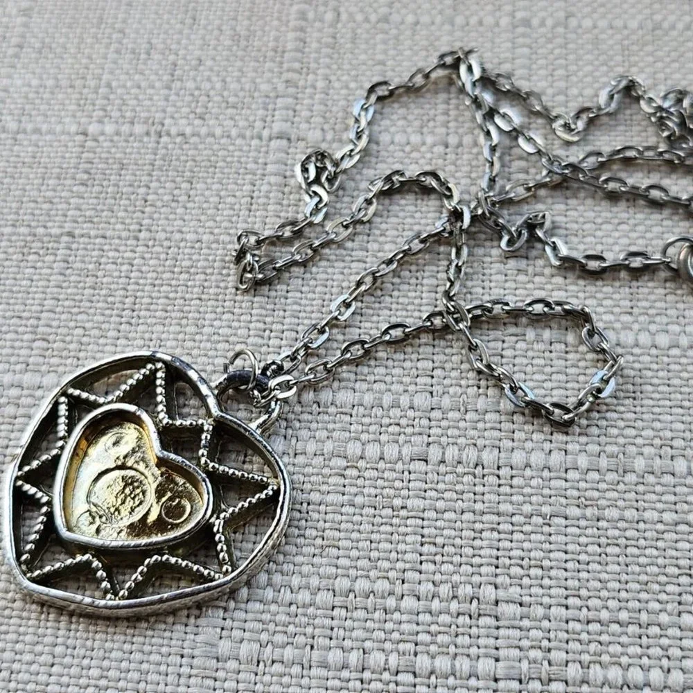 Vintage Necklace Silver Tone Chain Fashion Jewelry Heart Shape Pendant Necklace - Picture 1 of 10